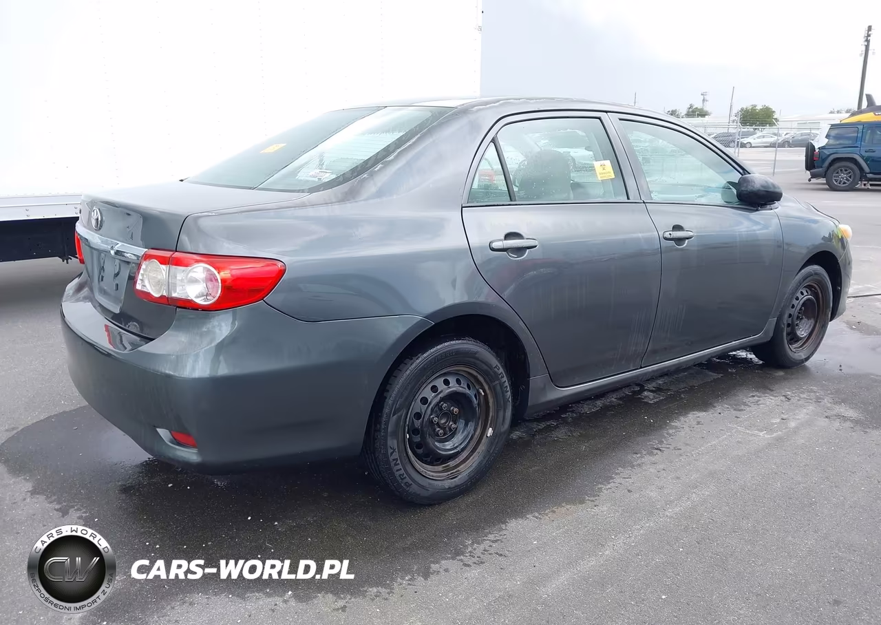 2011 Toyota Corolla VIN:2T1BU4EEXBC748501 - 4