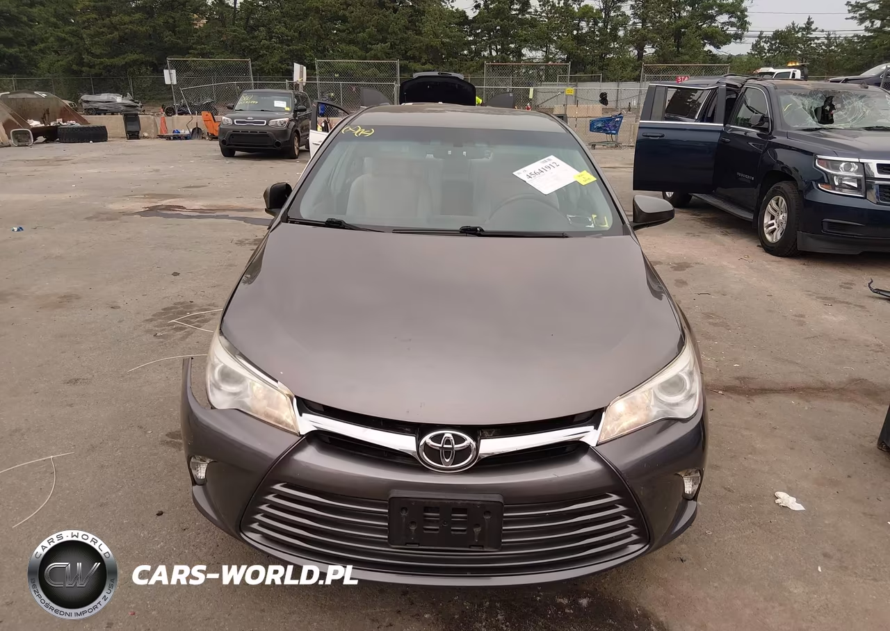 2017 Toyota Camry Le VIN:4T1BF1FK8HU774440 - 12