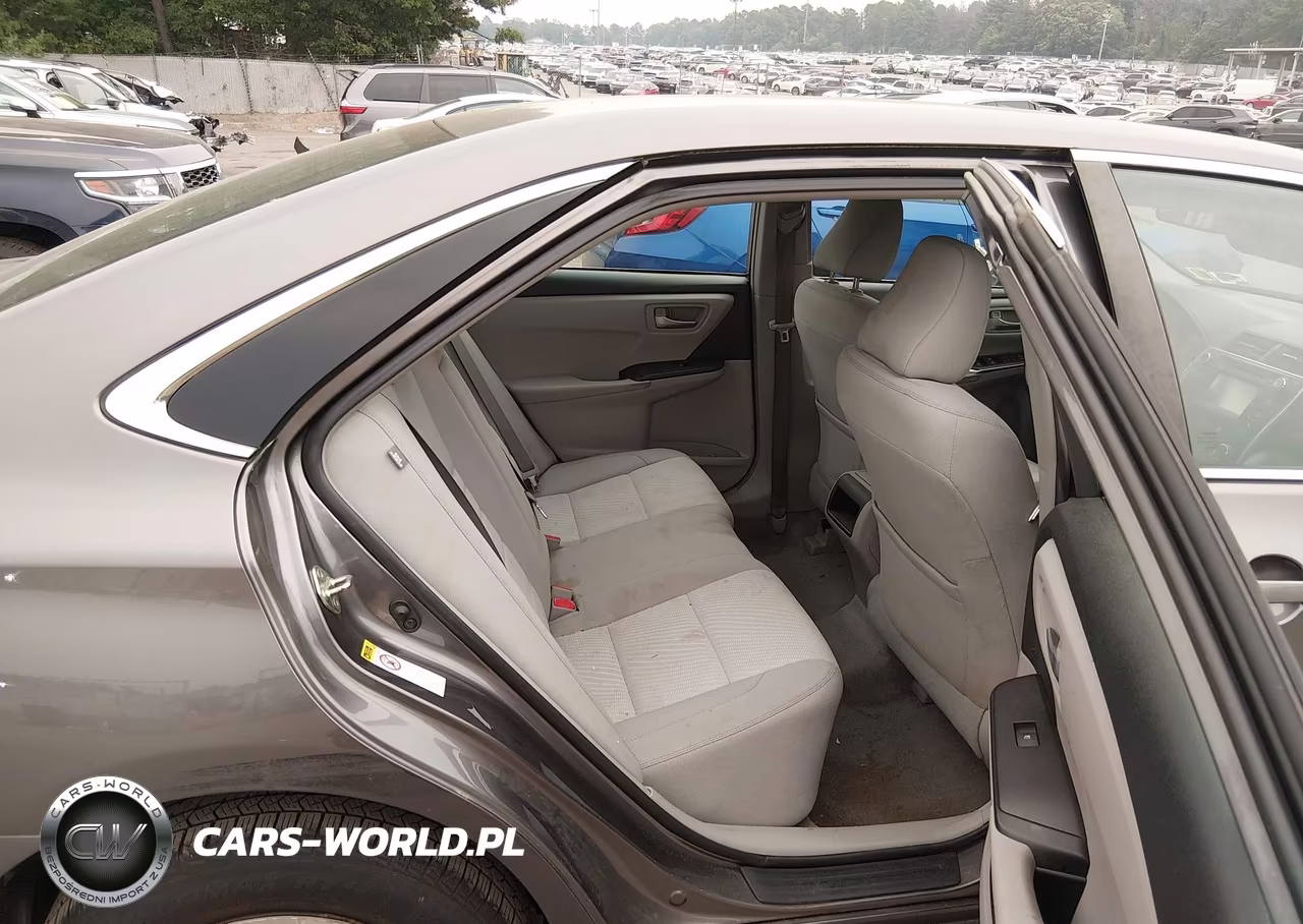 2017 Toyota Camry Le VIN:4T1BF1FK8HU774440 - 8