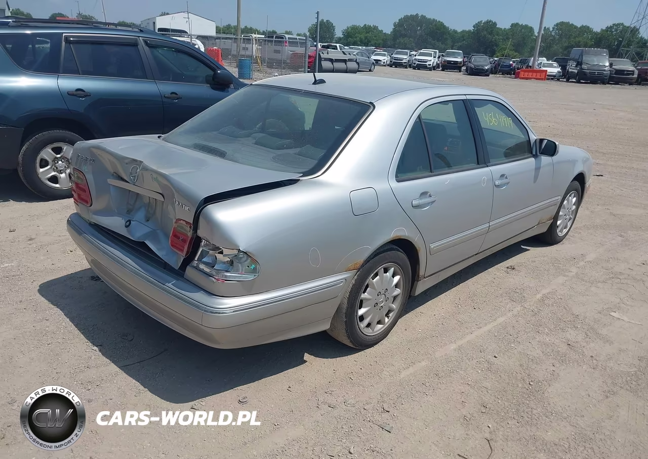 2000 Mercedes-Benz E 320 4M VIN:WDBJF82J4YX032460 - 4
