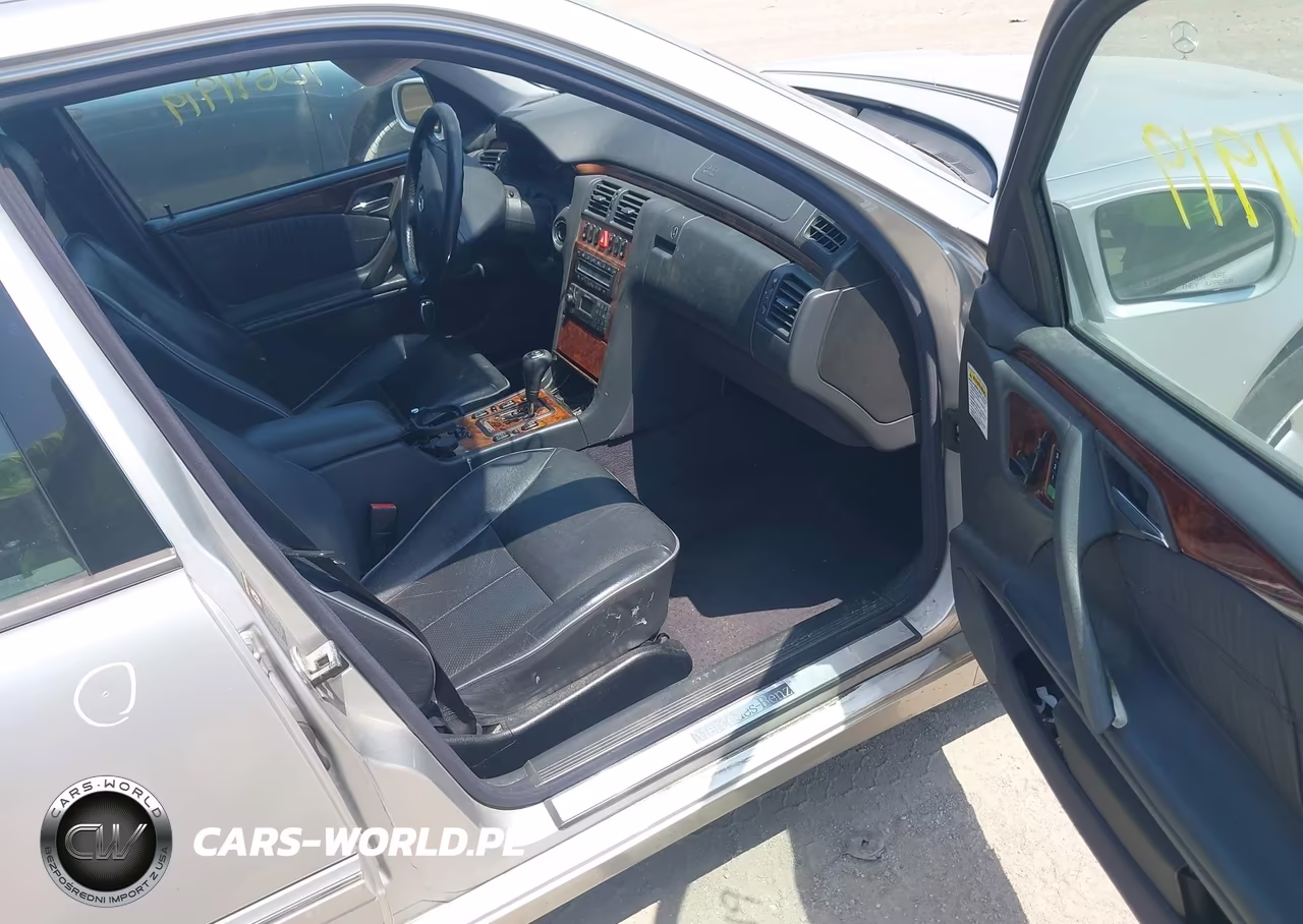 2000 Mercedes-Benz E 320 4M VIN:WDBJF82J4YX032460 - 5