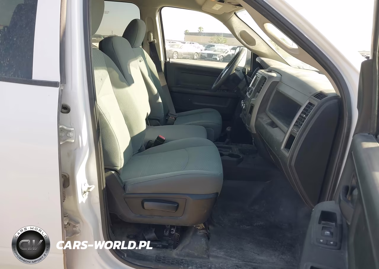 2018 Ram 3500 VIN:3C63RRGJ2JG412608 - 5