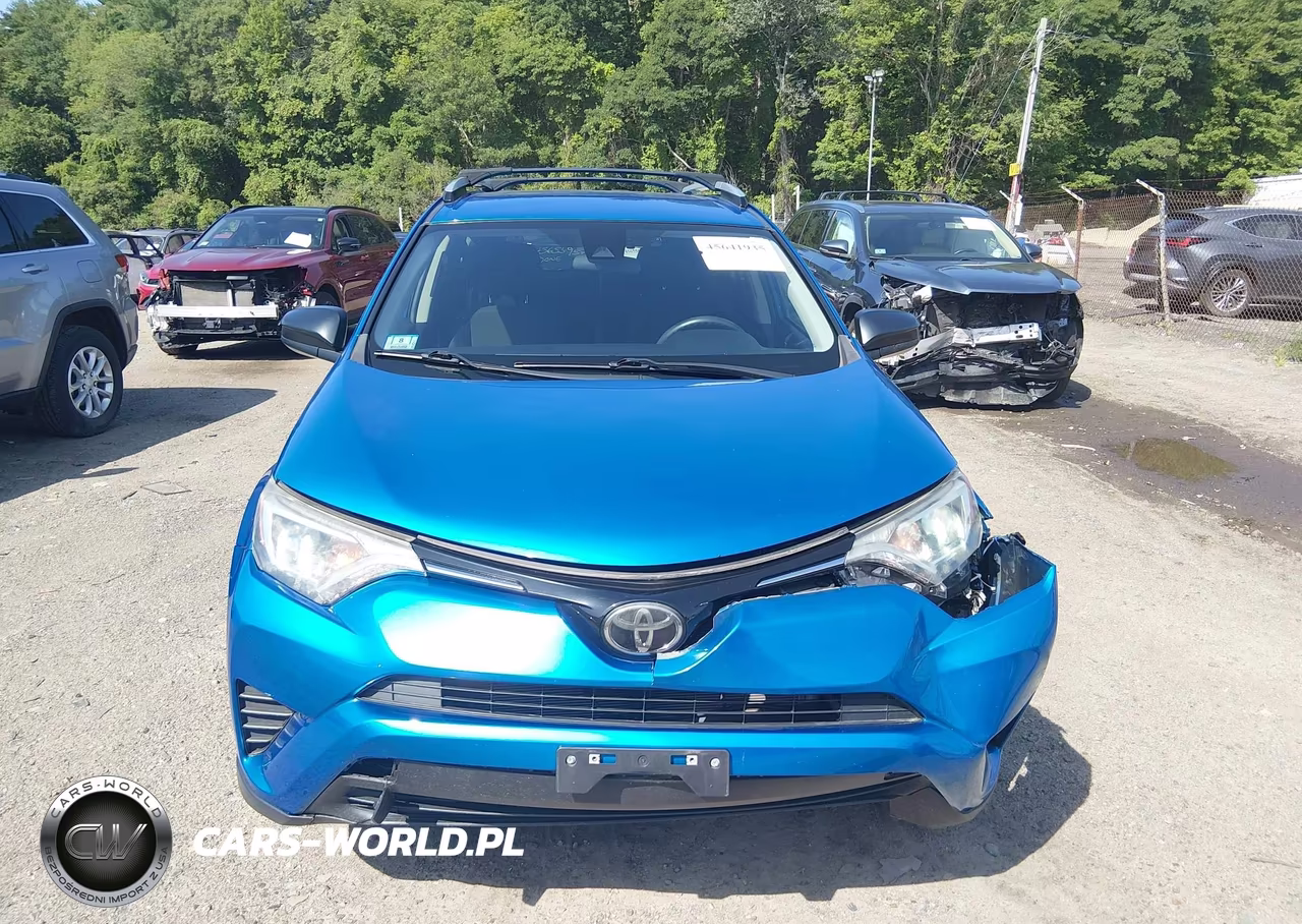 2018 Toyota Rav4 Le VIN:JTMBFREVXJJ734138 - 12