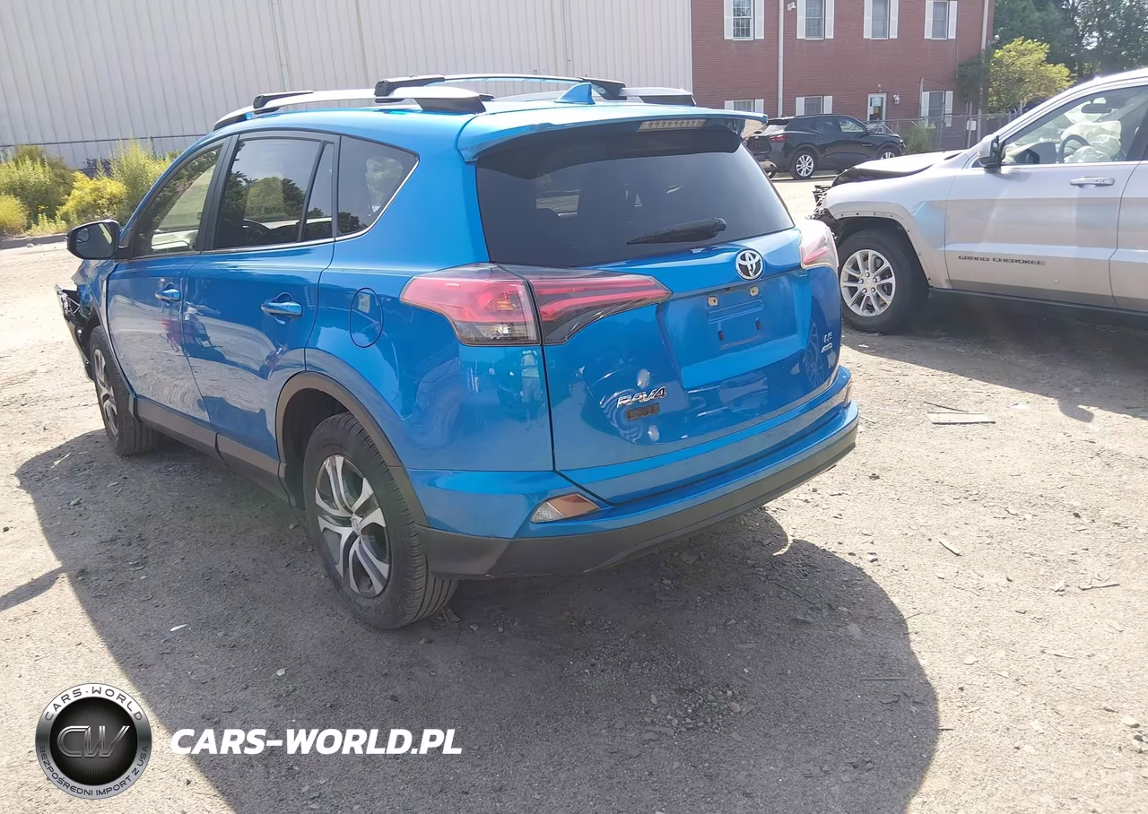 2018 Toyota Rav4 Le VIN:JTMBFREVXJJ734138 - 3
