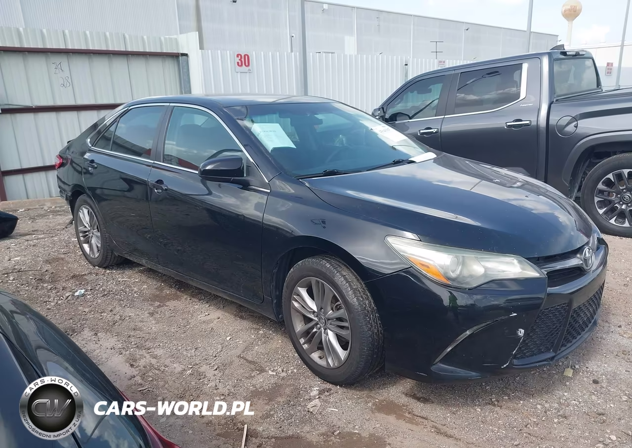 2015 Toyota Camry Se – zdjęcie 1 z 16