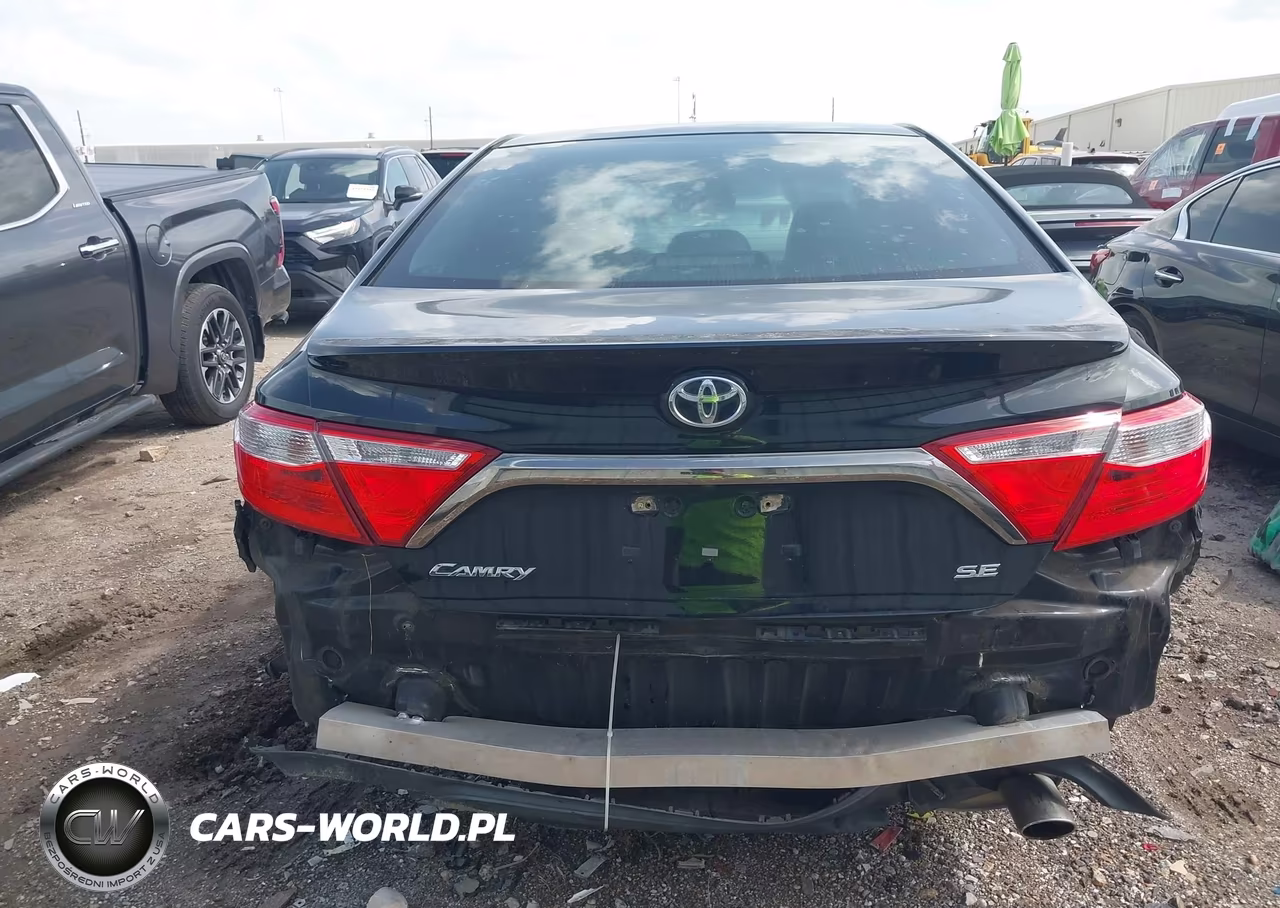 2015 Toyota Camry Se VIN:4T1BF1FK6FU075031 - 6