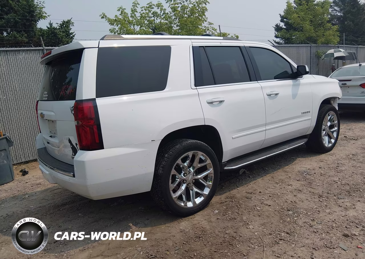 2018 Chevrolet Tahoe Premier VIN:1GNSKCKC9JR102266 - 4