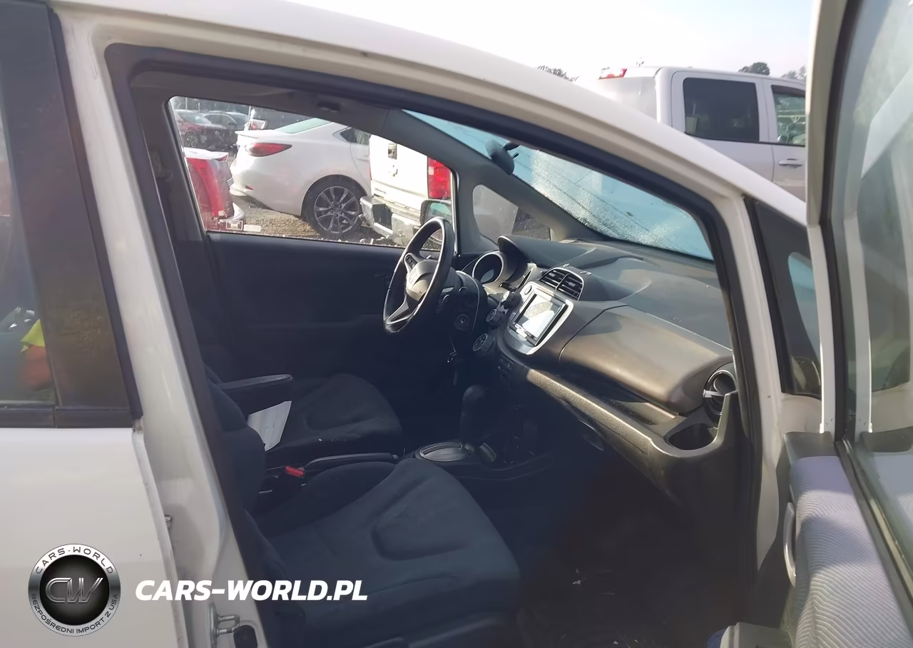 2009 Honda Fit Sport VIN:JHMGE88699S062682 - 5