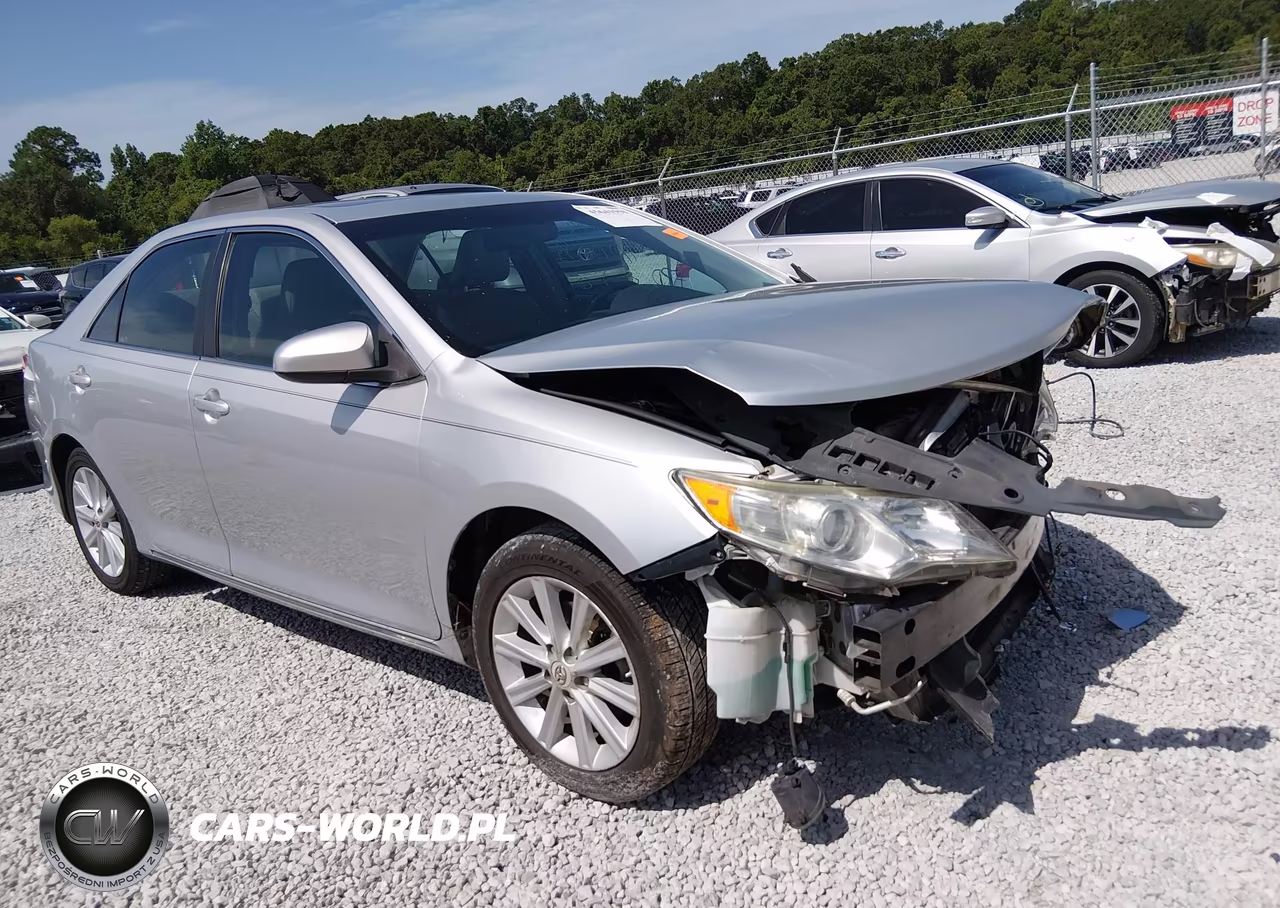 2012 Toyota Camry Xle V6 – zdjęcie 1 z 16
