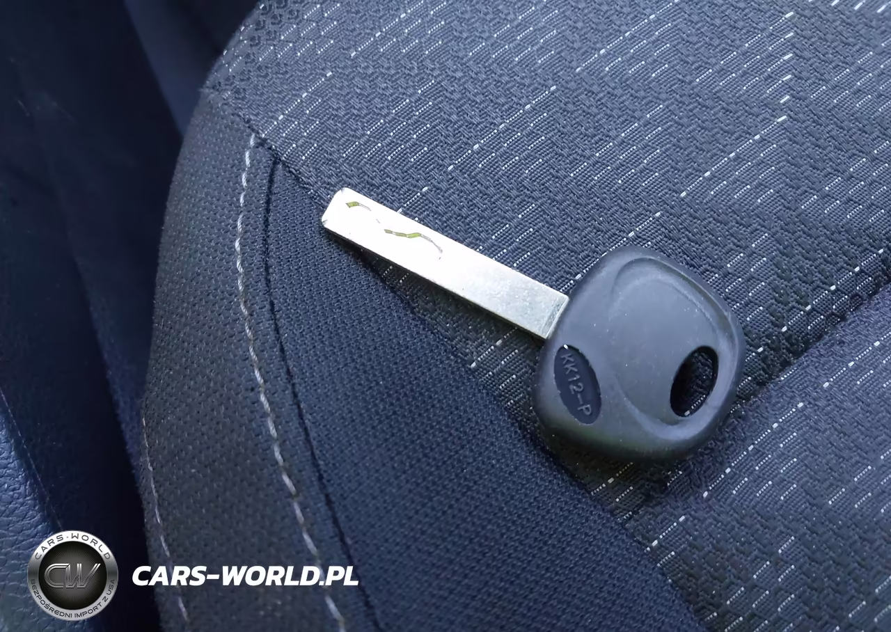 2020 Kia Rio S VIN:3KPA24AD0LE278352 - 11
