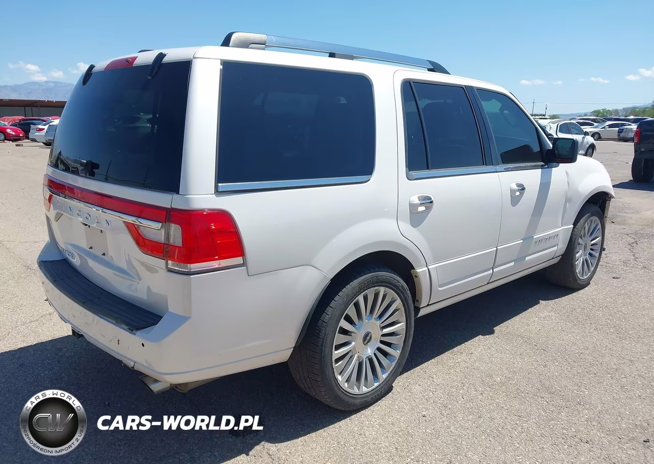 2017 Lincoln Navigator Select VIN:5LMJJ2HT3HEL08251 - 4