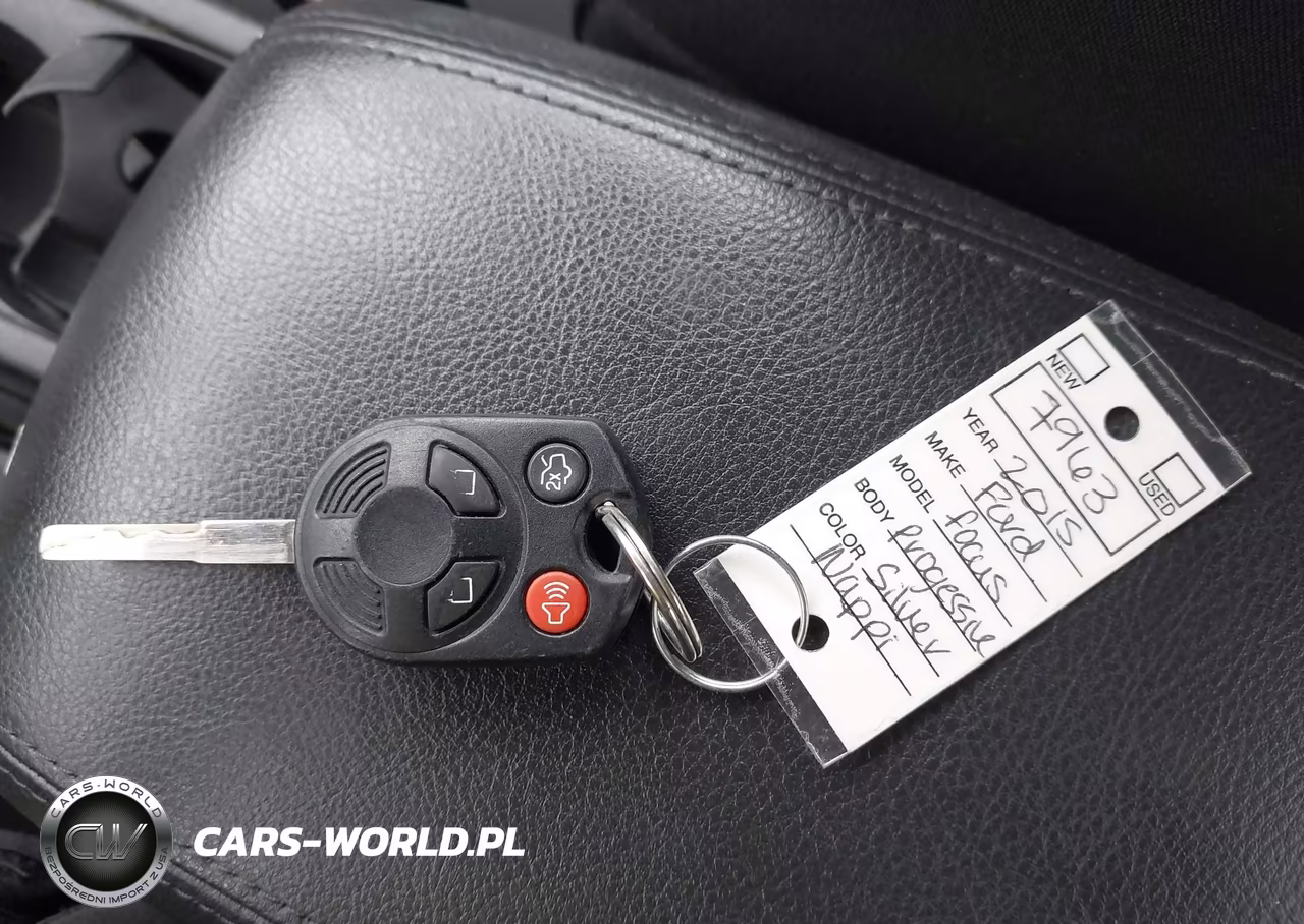 2015 Ford Focus Se VIN:1FADP3F2XFL289649 - 11