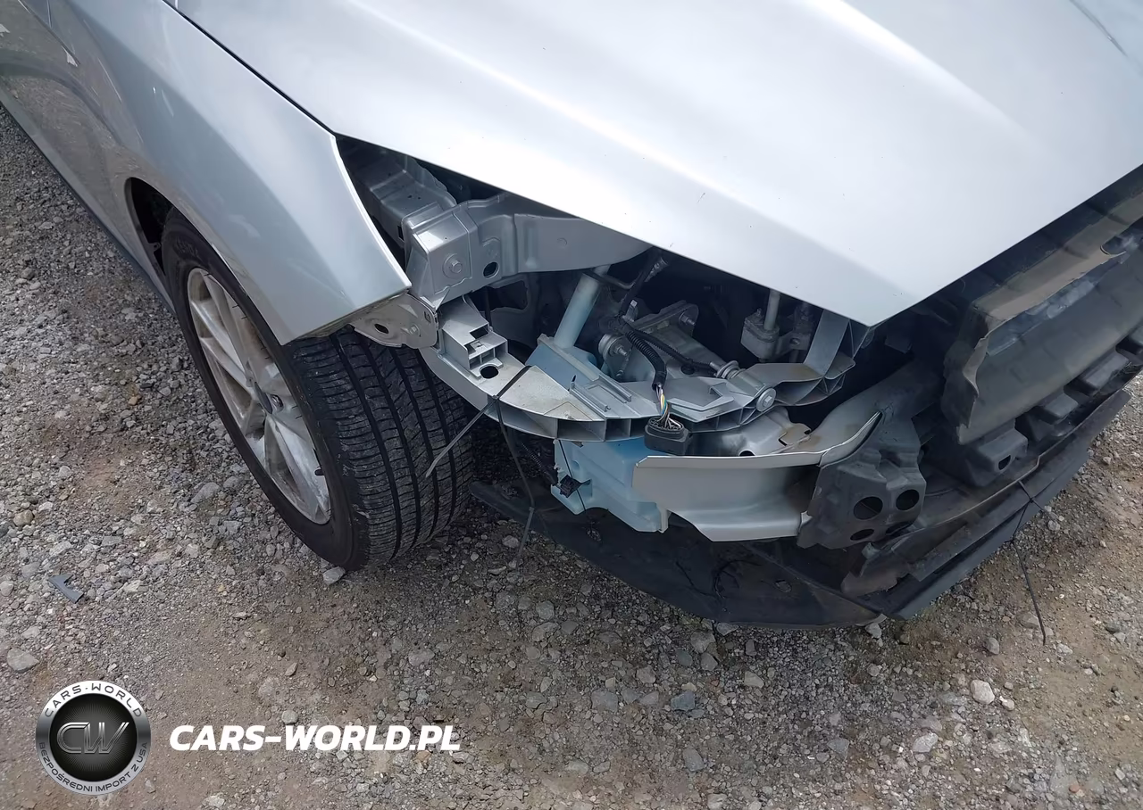 2015 Ford Focus Se VIN:1FADP3F2XFL289649 - 13