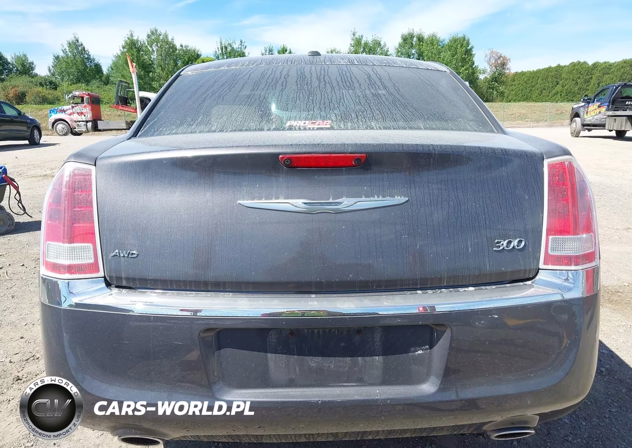2014 Chrysler 300 VIN:2C3CCARGXEH203835 - 17