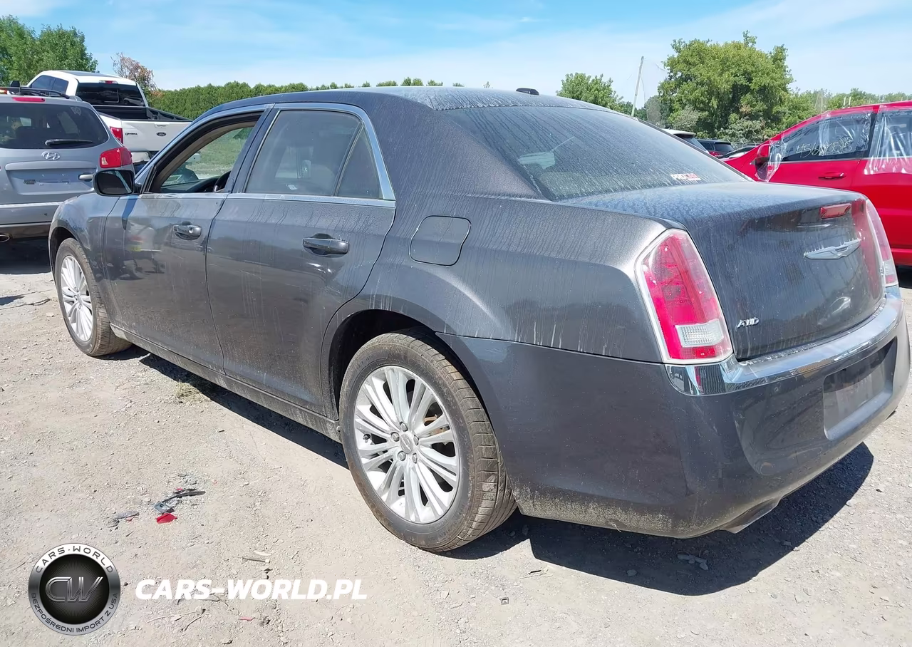 2014 Chrysler 300 VIN:2C3CCARGXEH203835 - 3
