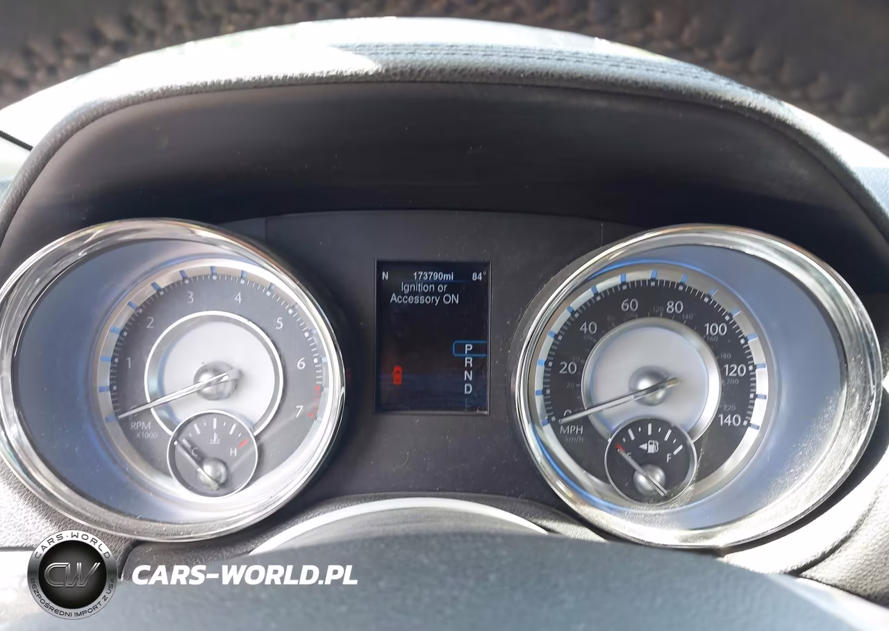 2014 Chrysler 300 VIN:2C3CCARGXEH203835 - 7