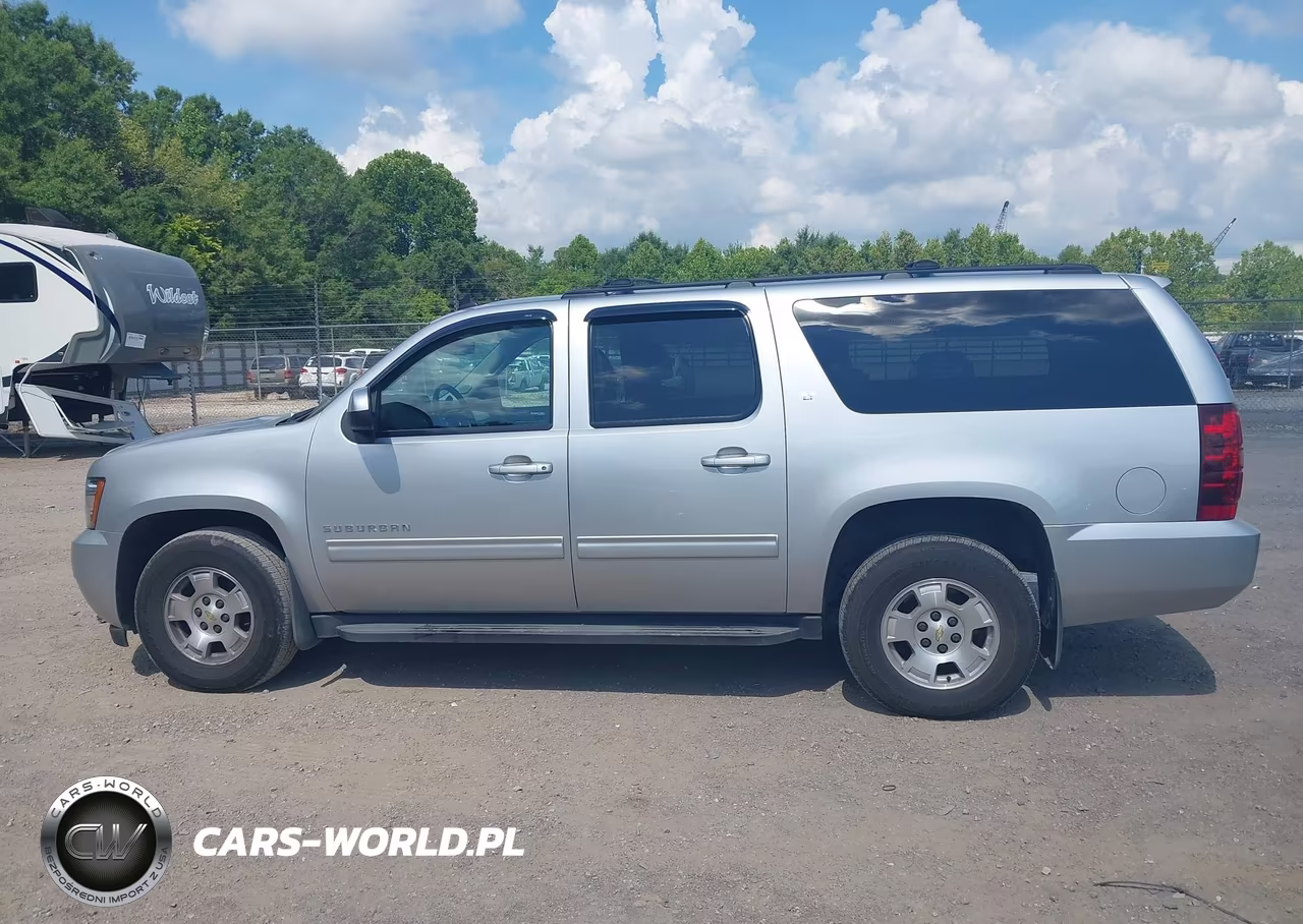 2014 Chevrolet Suburban Lt VIN:1GNSCJE04ER114334 - 14