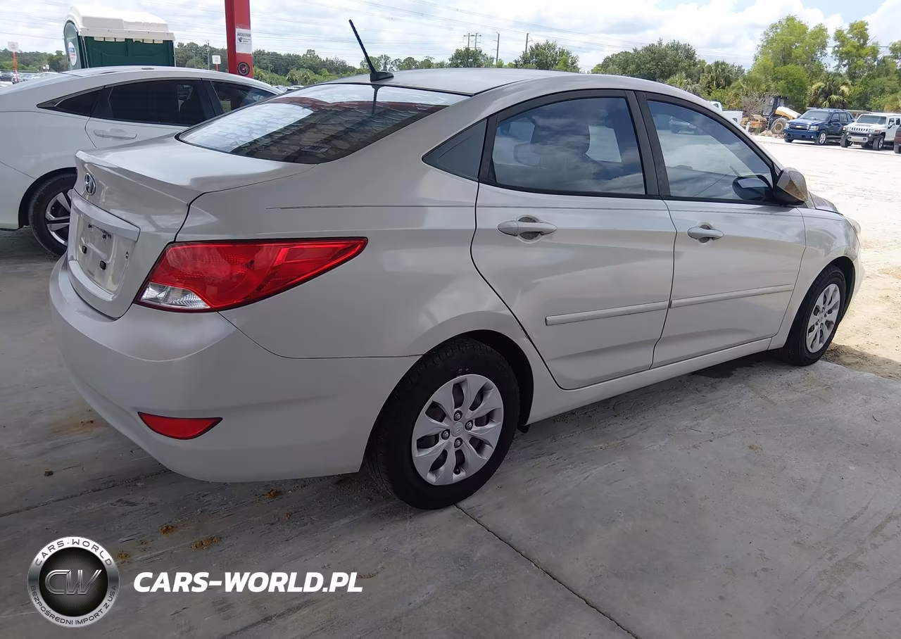 2016 Hyundai Accent Se VIN:KMHCT4AE6GU161604 - 4