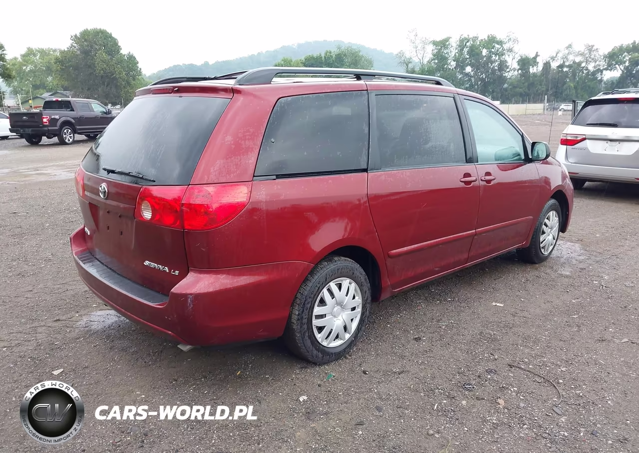 2009 Toyota Sienna Le VIN:5TDZK23CX9S281074 - 4