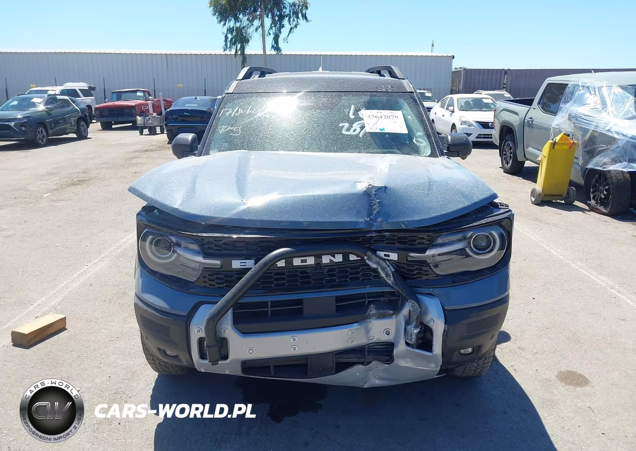 2025 Ford Bronco Sport Badlands VIN:3FMCR9DA8SRF17703 - 14