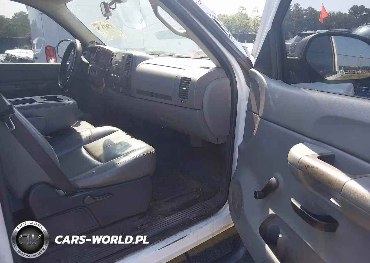 2007 GMC Sierra 2500Hd Work Truck VIN:1GTHC24KX7E603200 - 5