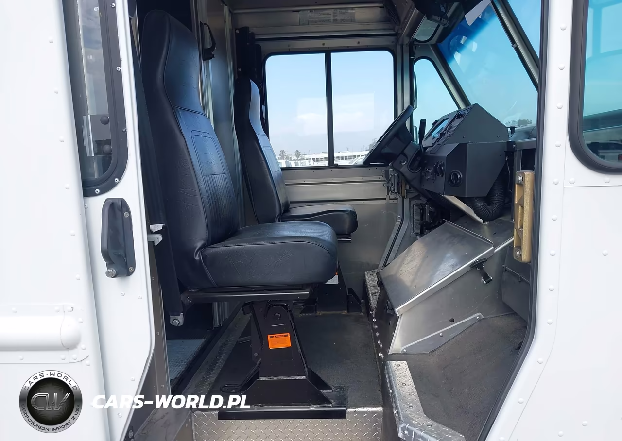 2021 Ford E-350 Stripped VIN:1FC3E3KK7MDC17946 - 5