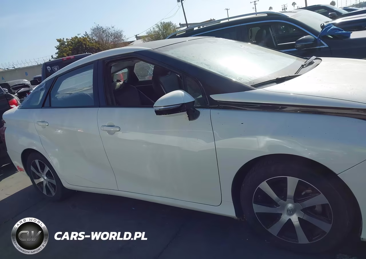 2017 Toyota Mirai VIN:JTDBVRBD3HA001437 - 13