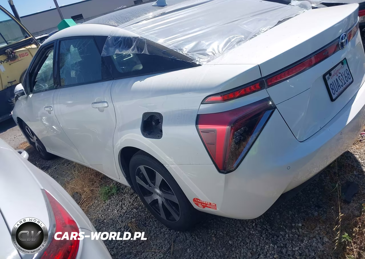 2017 Toyota Mirai VIN:JTDBVRBD3HA001437 - 3