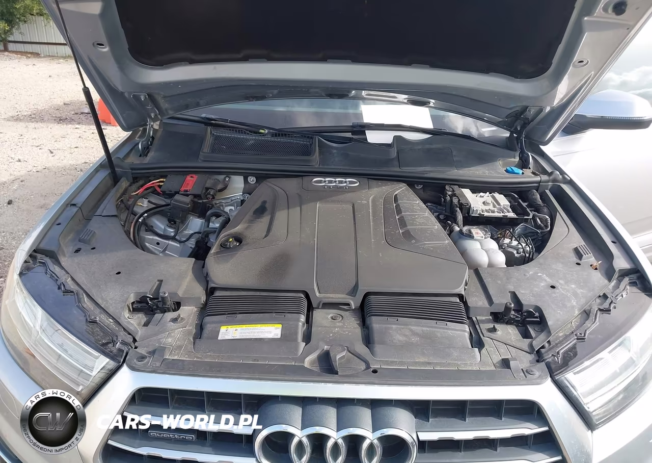 2018 Audi Q7 2.0T Premium VIN:WA1LHAF72JD030413 - 10