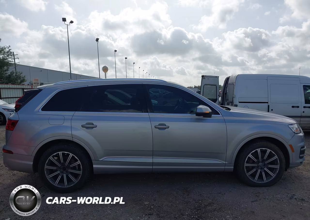 2018 Audi Q7 2.0T Premium VIN:WA1LHAF72JD030413 - 13