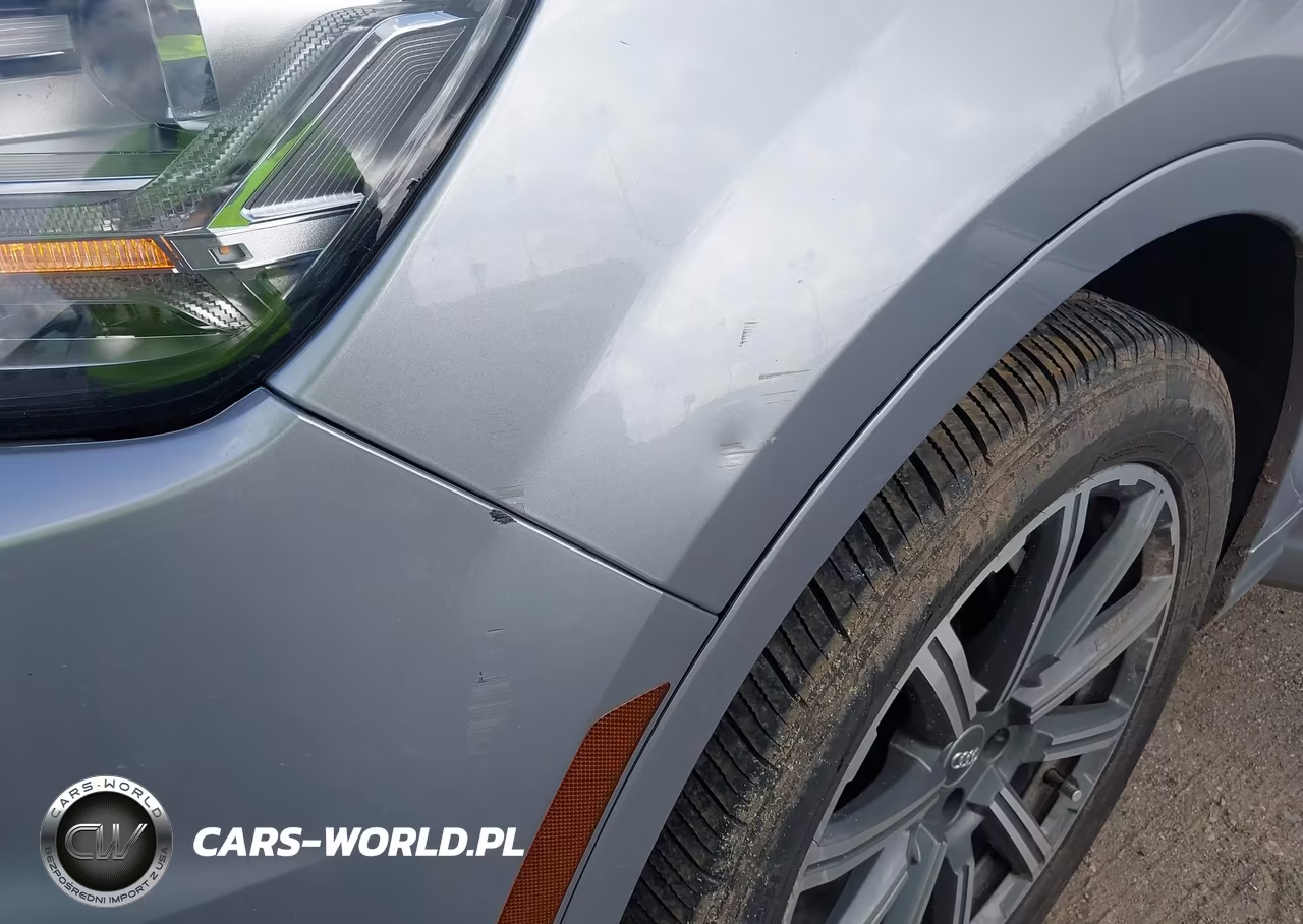 2018 Audi Q7 2.0T Premium VIN:WA1LHAF72JD030413 - 6