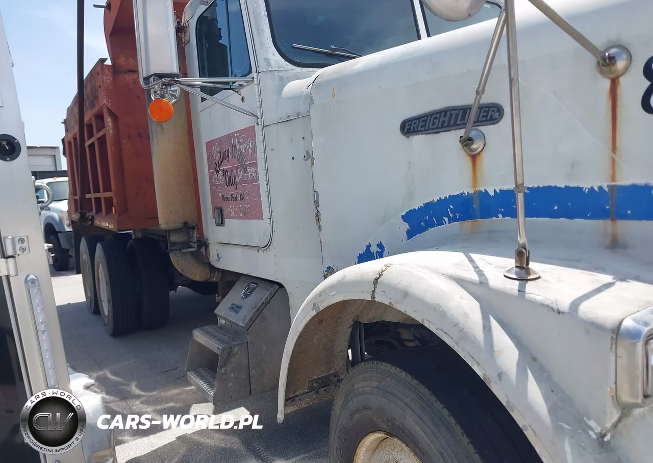 1988 Freightliner Conventional Fld120 VIN:1FUP2CYBXJH331700 - 17