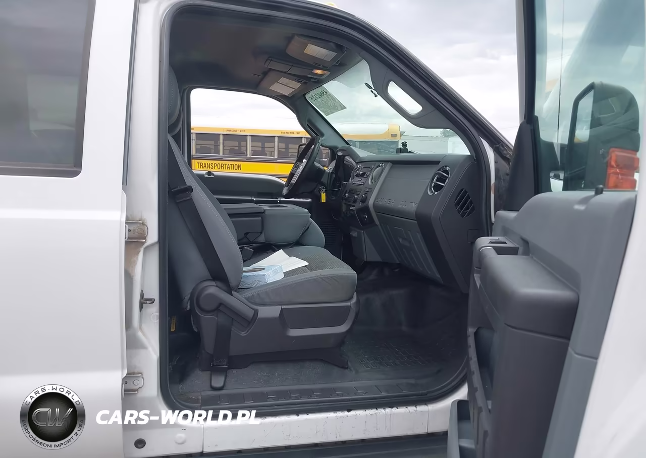 2012 Ford F-450 Chassis Xlt