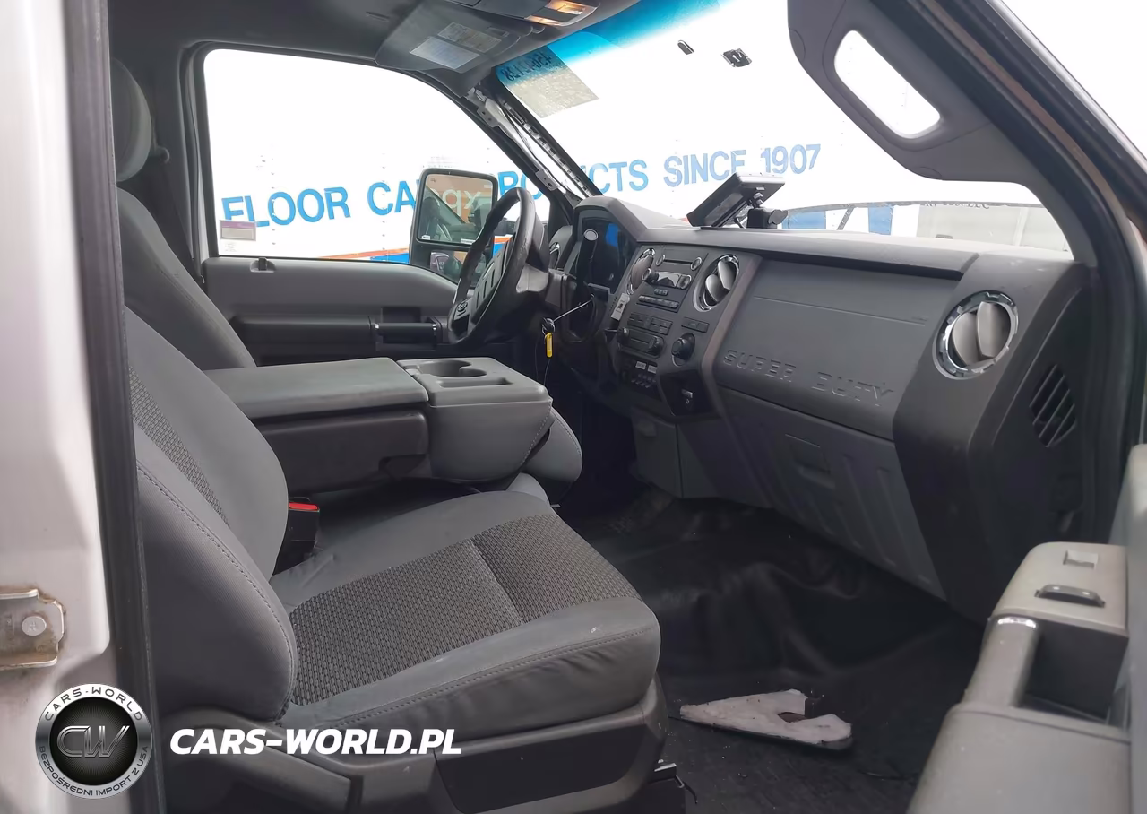2012 Ford F-450 Chassis Xlt