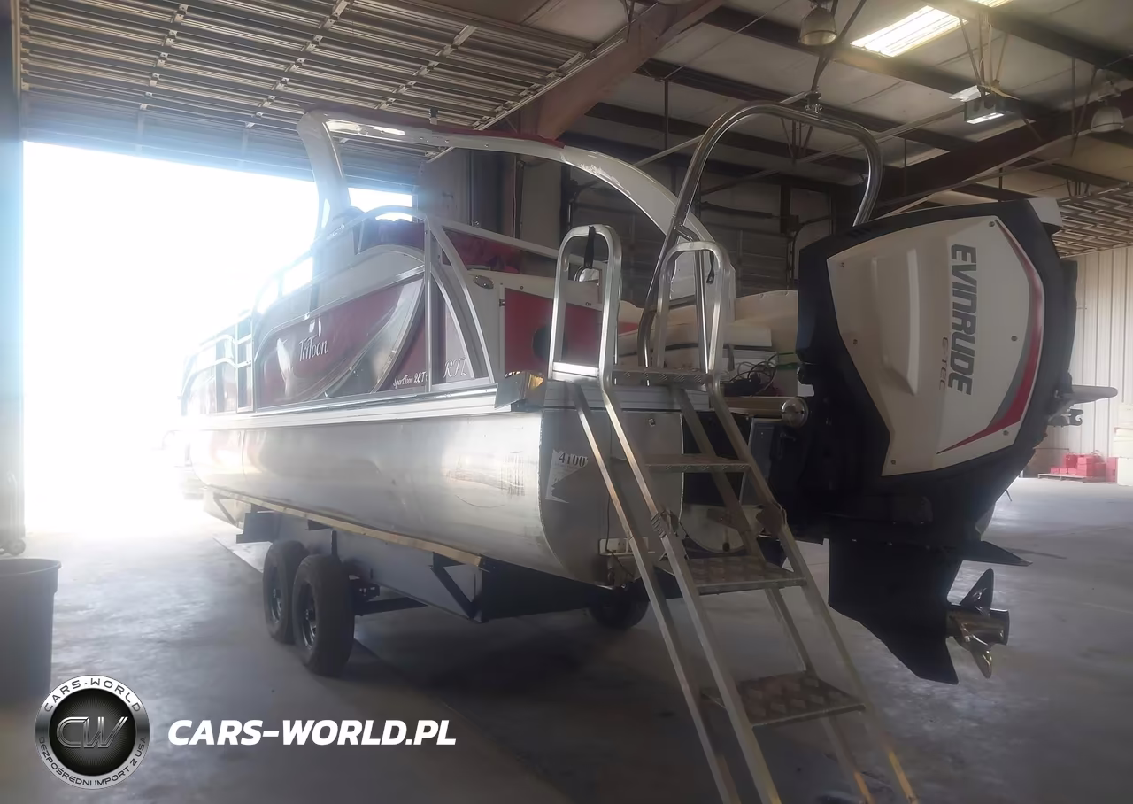2017 Tritoon Pontoon VIN:BSU40041L616 - 3