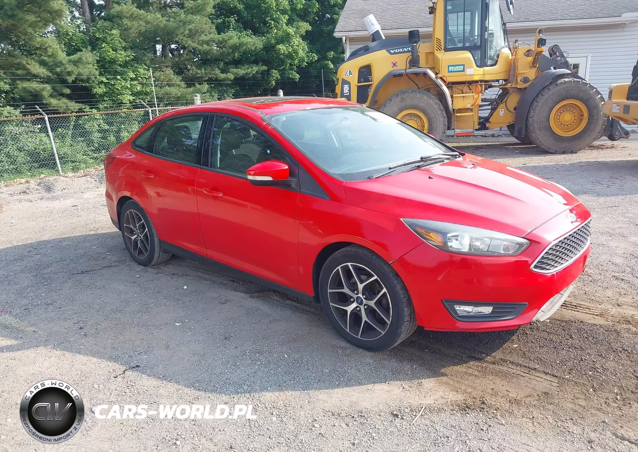 2017 Ford Focus Sel VIN:1FADP3H21HL275784 - 1