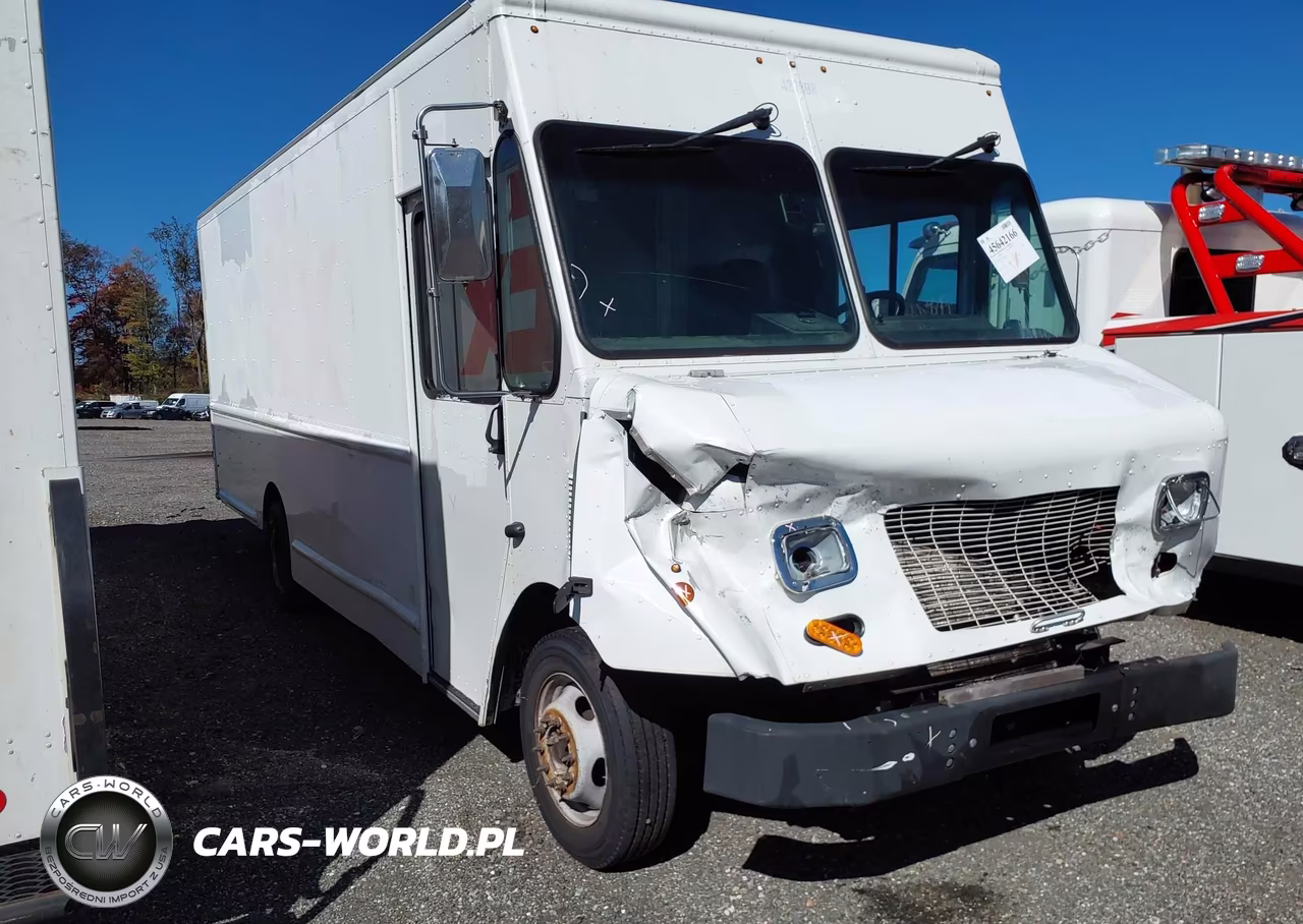2021 Ford F-59 Commercial Stripped – zdjęcie 1 z 16