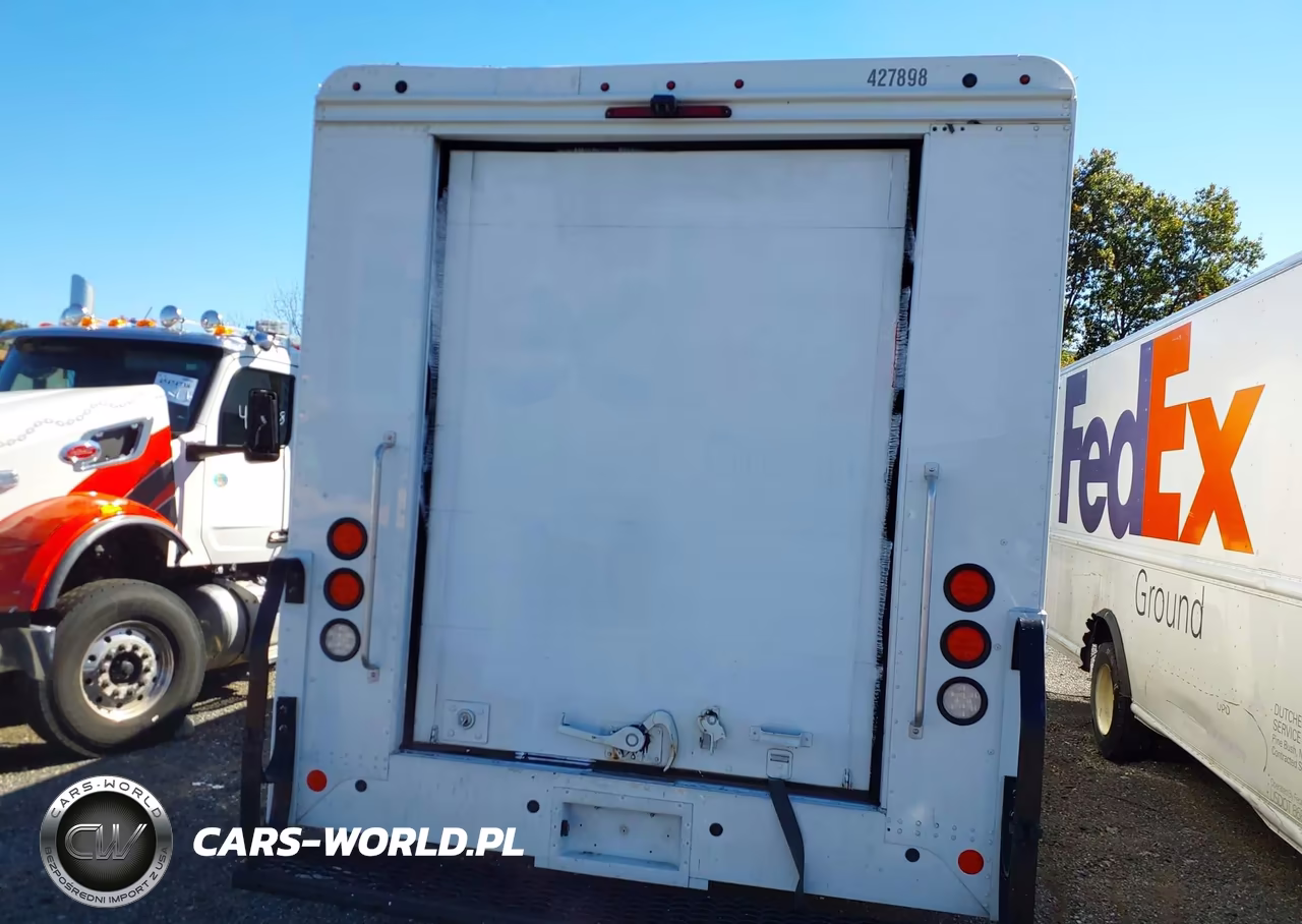 2021 Ford F-59 Commercial Stripped VIN:1F65F5KN3M0A04286 - 7