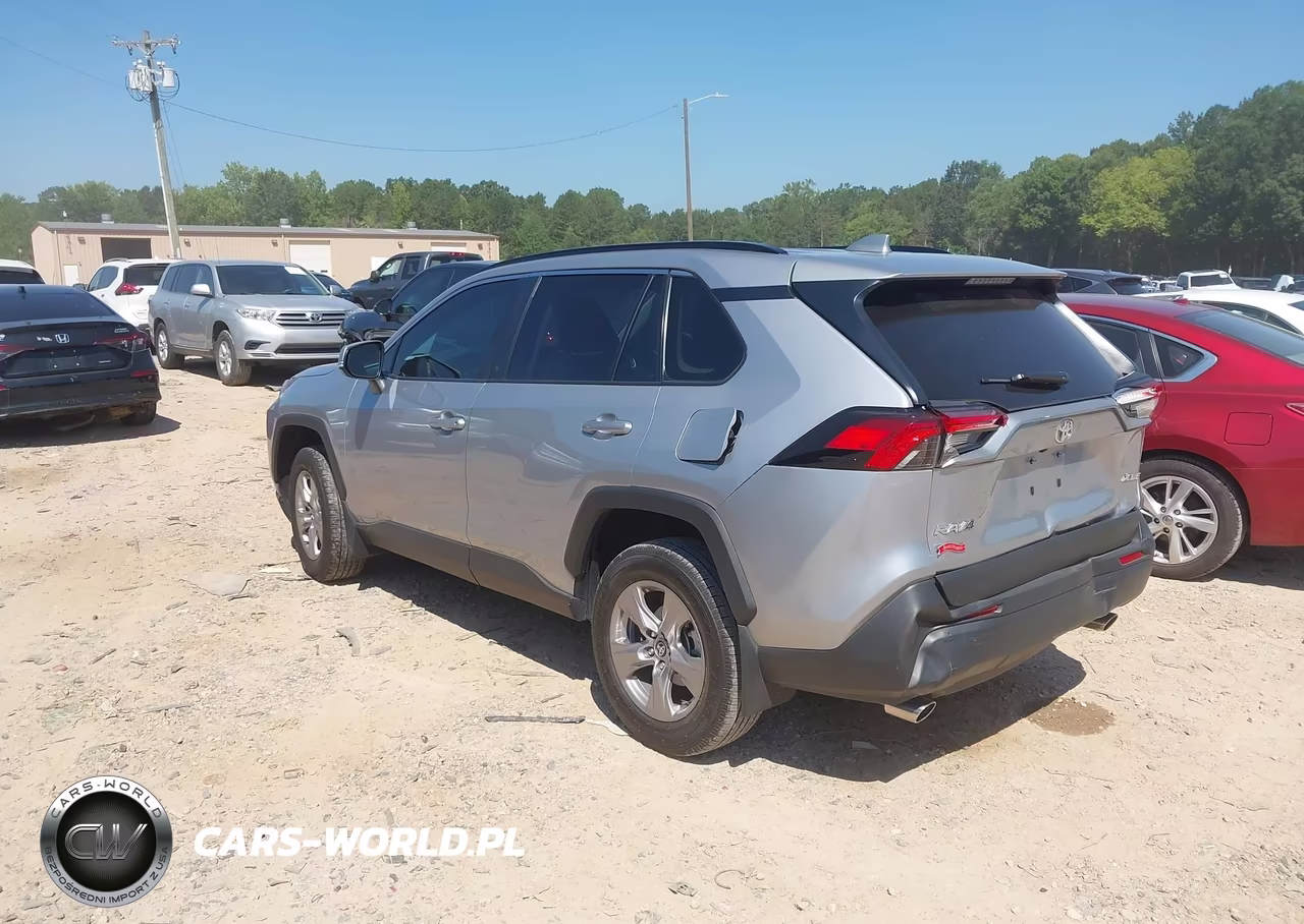 2025 Toyota Rav4 Xle VIN:2T3W1RFV7SC337313 - 3