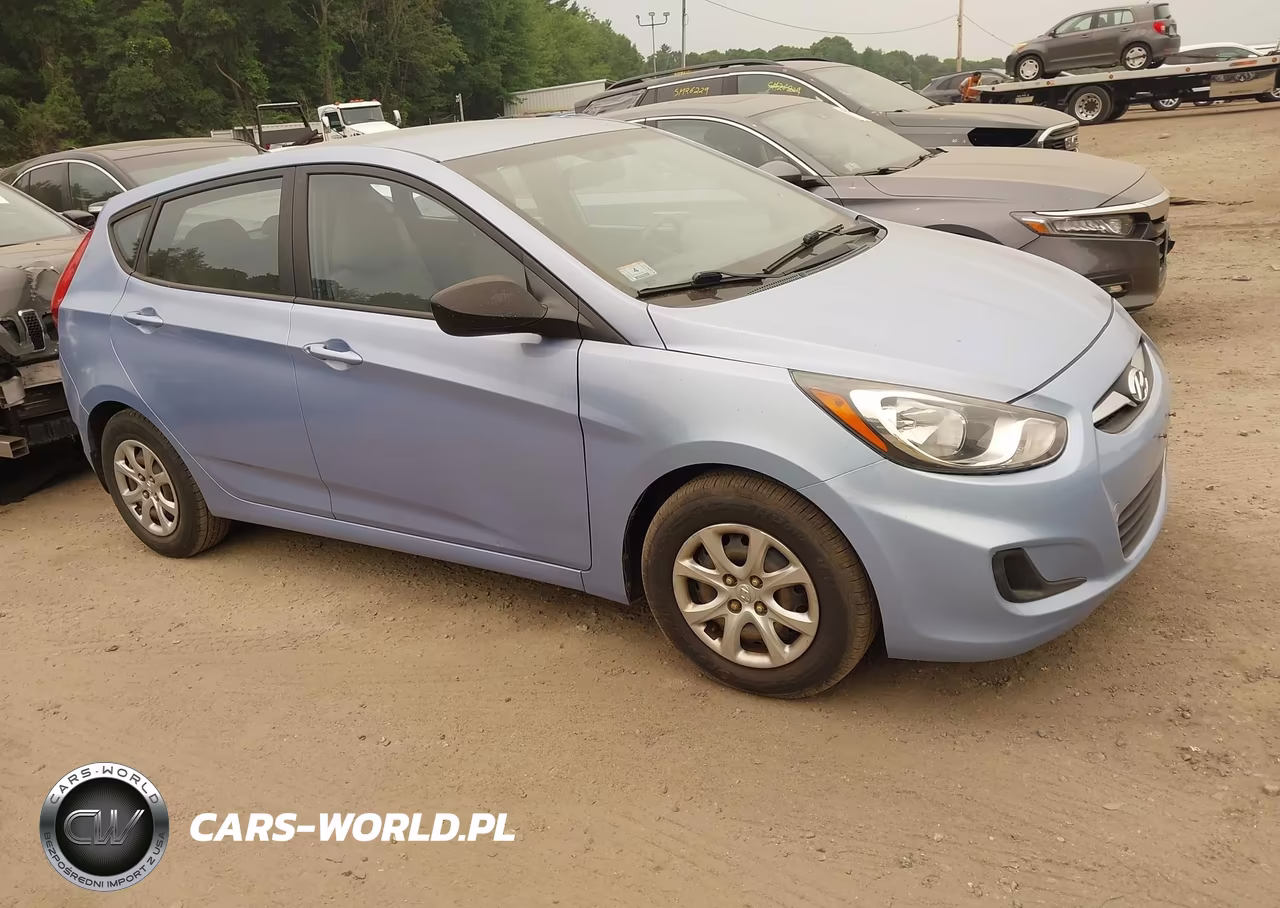 2013 Hyundai Accent Gs