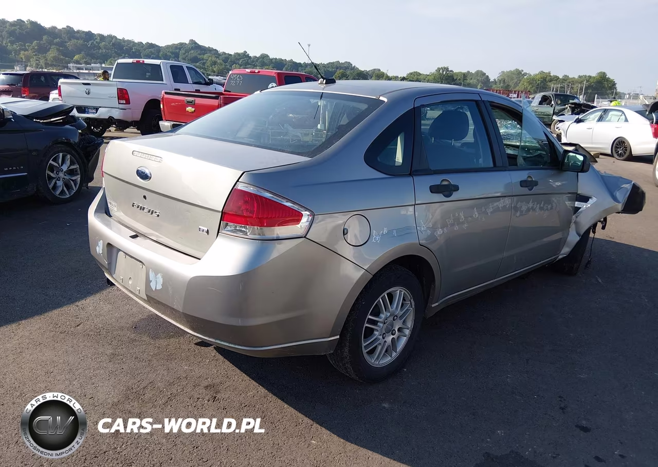 2008 Ford Focus Se-Ses VIN:1FAHP35N68W185271 - 4