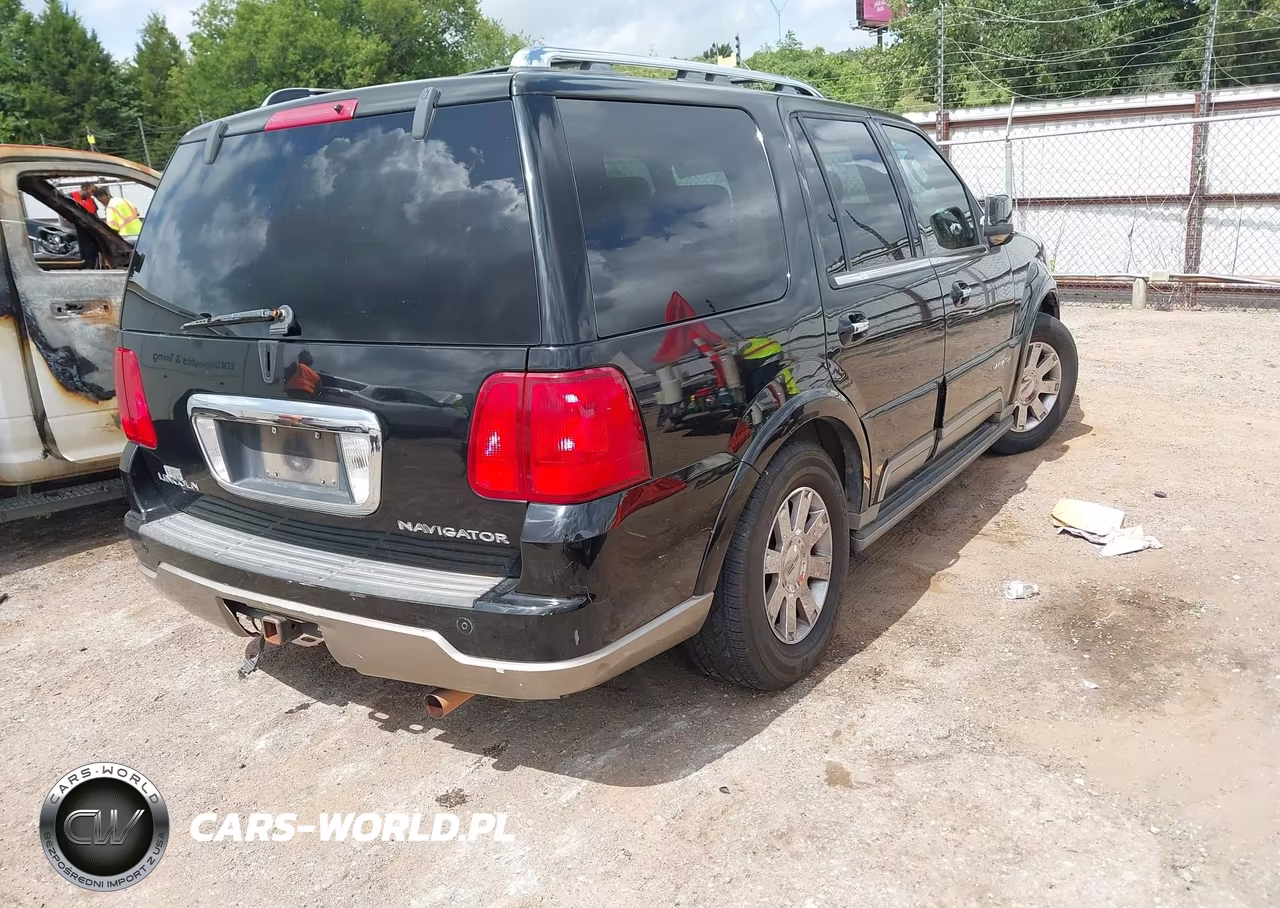 2004 Lincoln Navigator VIN:5LMFU28R94LJ04125 - 4