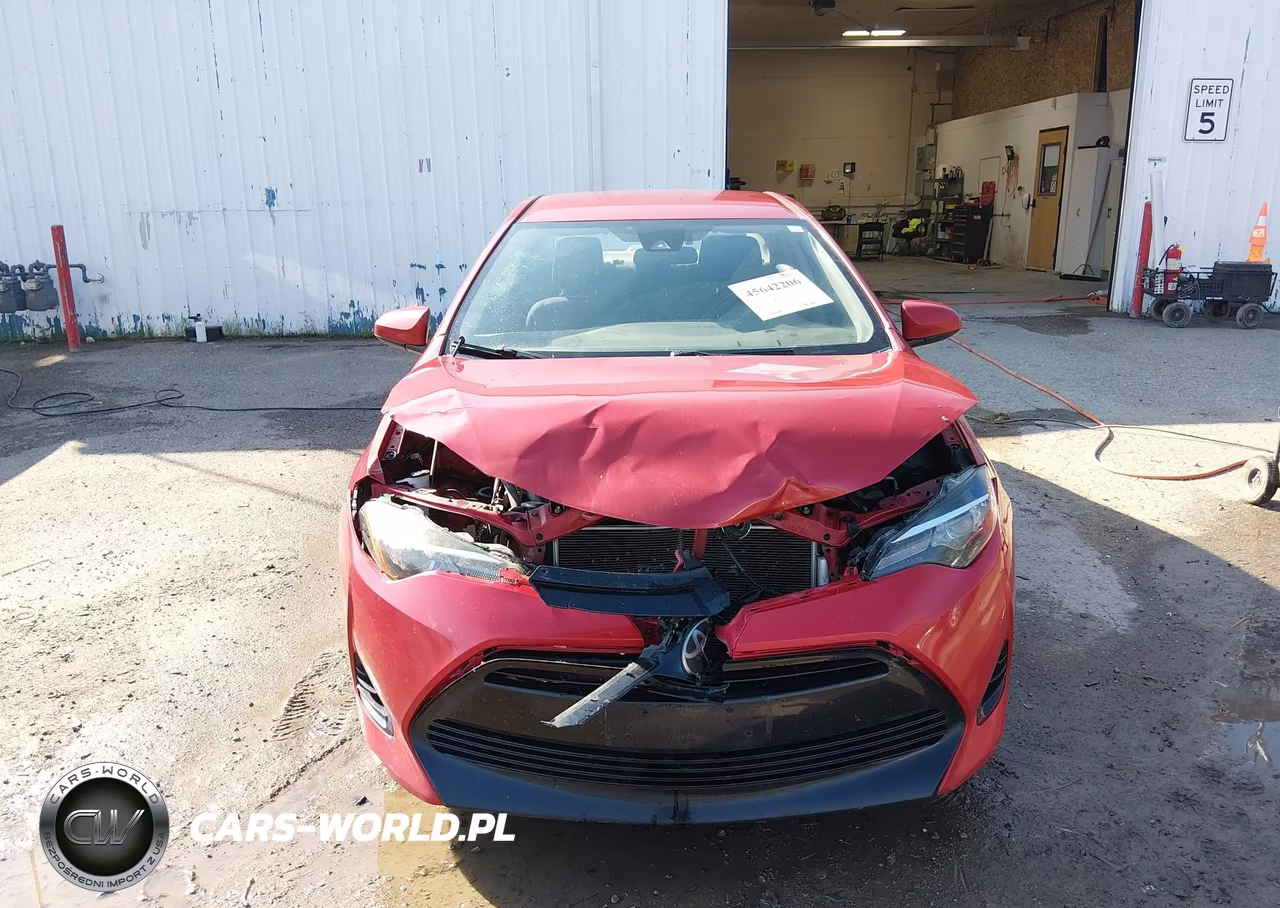 2017 Toyota Corolla Le VIN:5YFBURHE0HP614923 - 12