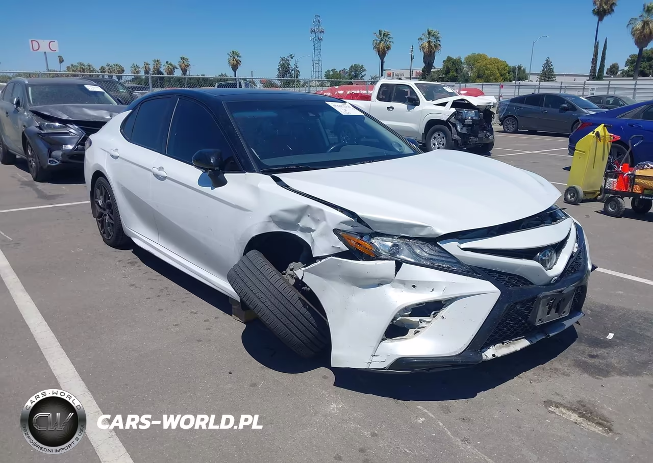 2019 Toyota Camry Xse V6 – zdjęcie 1 z 16