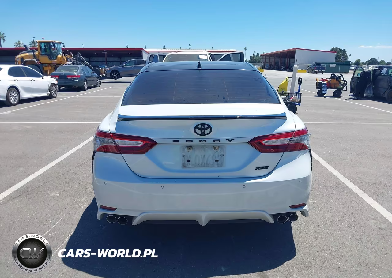 2019 Toyota Camry Xse V6 VIN:4T1BZ1HK2KU031476 - 16
