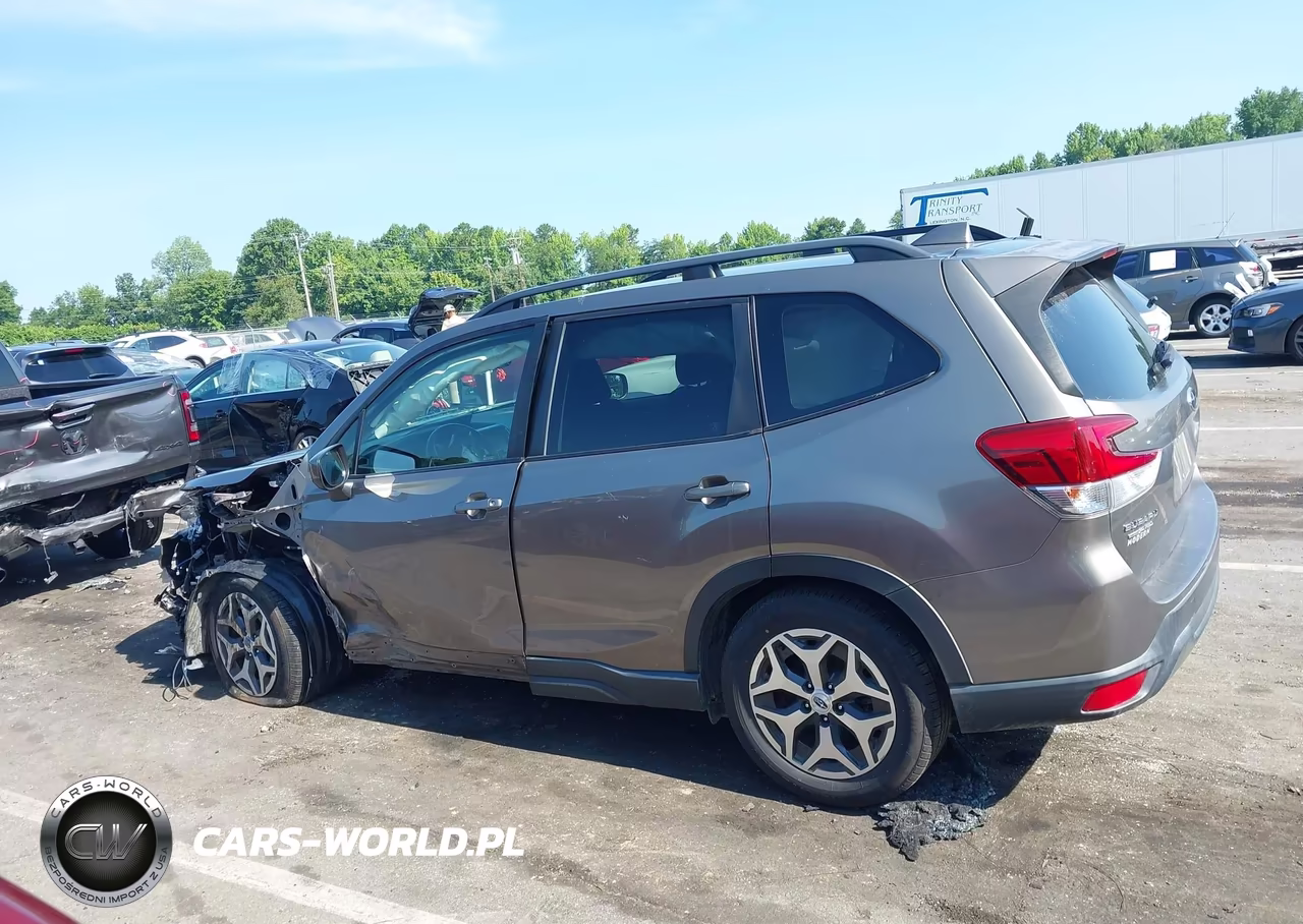 2019 Subaru Forester Premium VIN:JF2SKAEC3KH407053 - 14