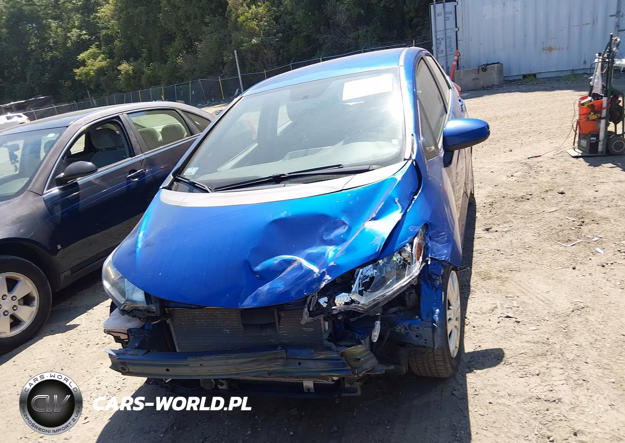2015 Honda Fit Lx VIN:3HGGK5H59FM734469 - 12