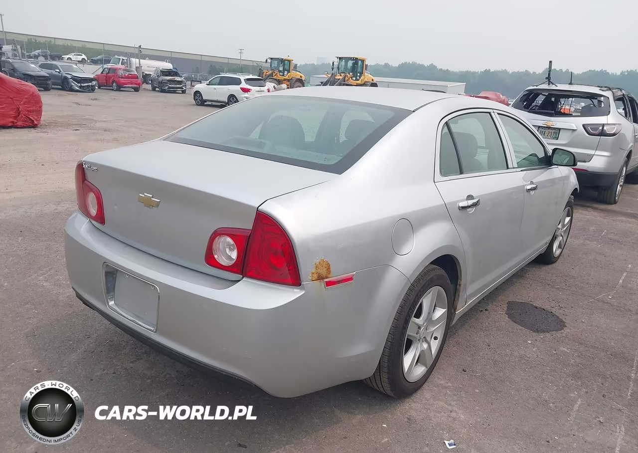 2010 Chevrolet Malibu Ls VIN:1G1ZA5E05A4104562 - 4