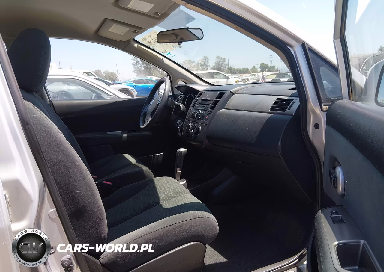 2011 Nissan Versa 1.8S VIN:3N1BC1CPXBL425412 - 5