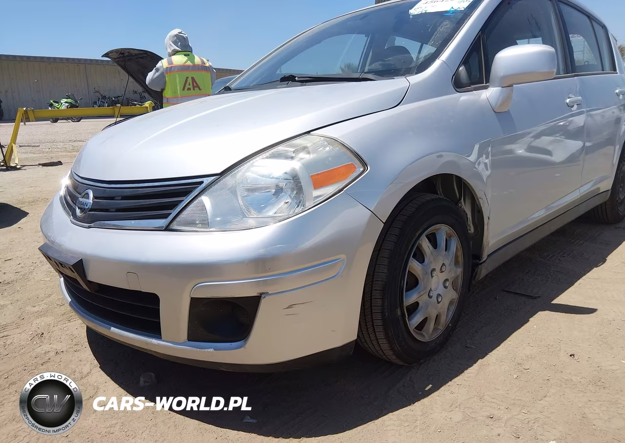 2011 Nissan Versa 1.8S VIN:3N1BC1CPXBL425412 - 6